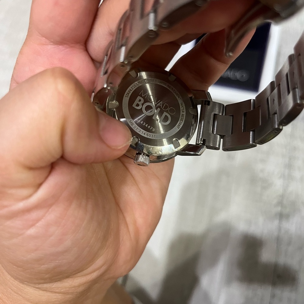 Movado Bold watch - Picture 4 of 5